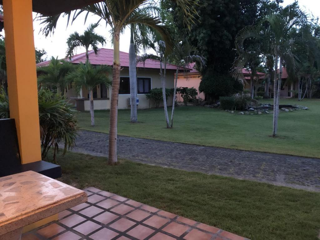 Samui Mermaid Beachfront Bang Rak Beach  Exterior foto